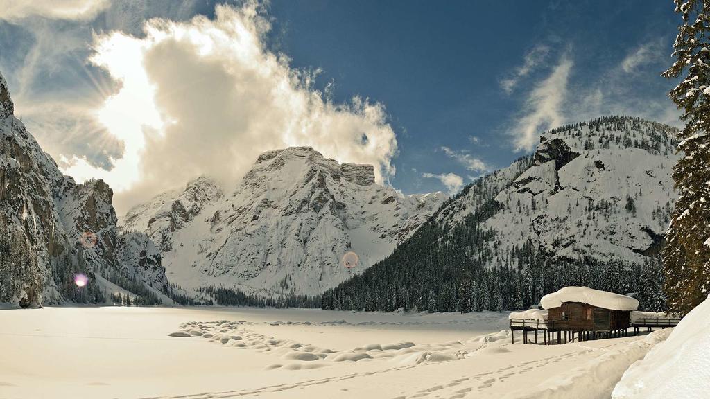 Hotel Trenker Браєс Екстер'єр фото