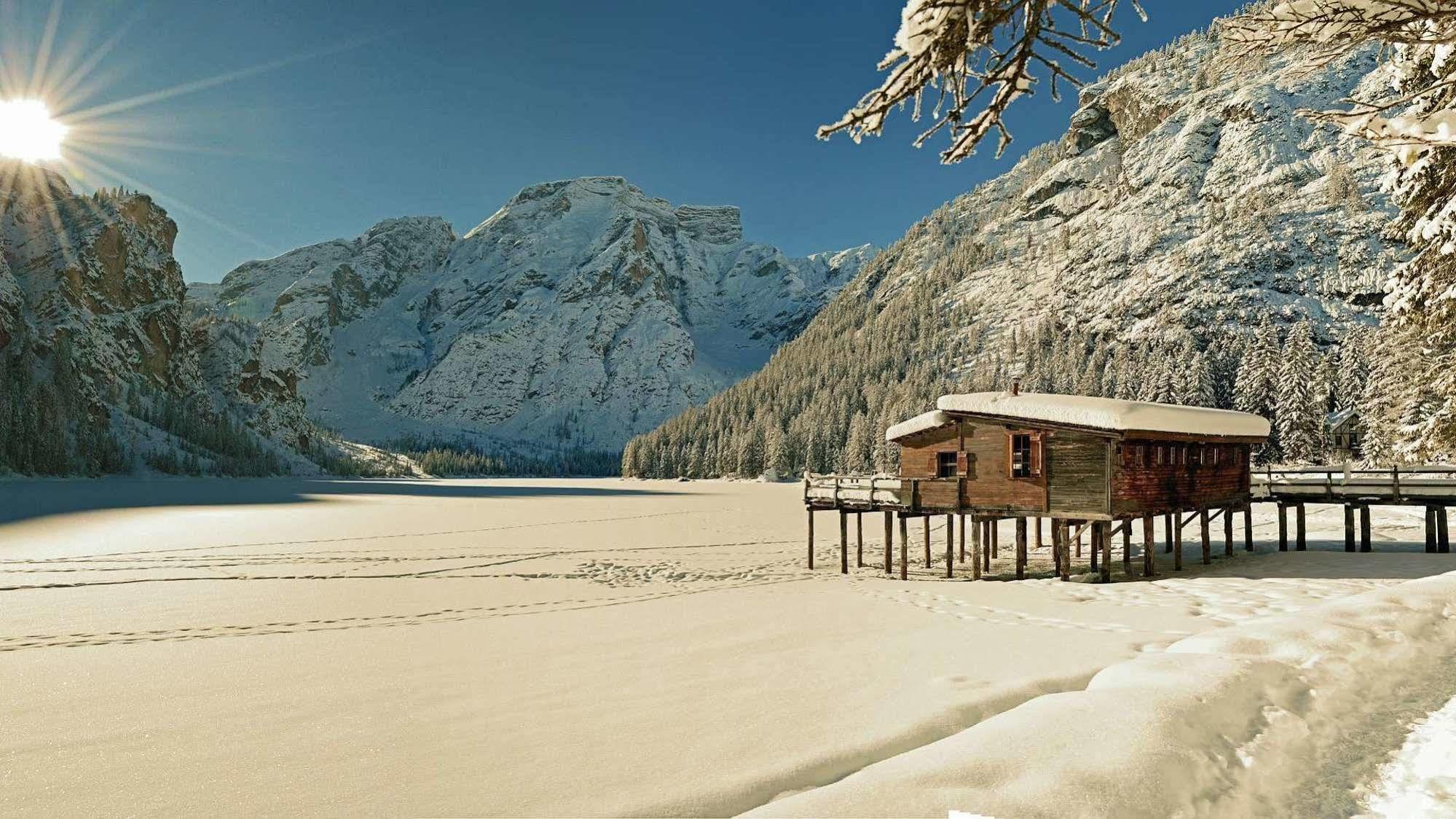 Hotel Trenker Браєс Екстер'єр фото